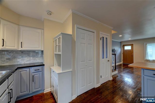 23 Ute Avenue, Par-troy Hills Twp., NJ 07034