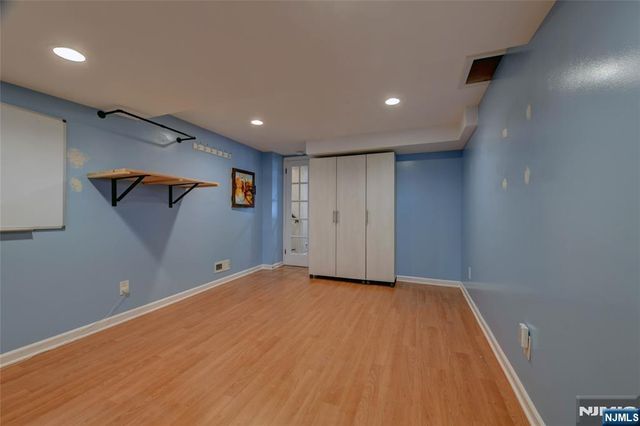 23 Ute Avenue, Par-troy Hills Twp., NJ 07034
