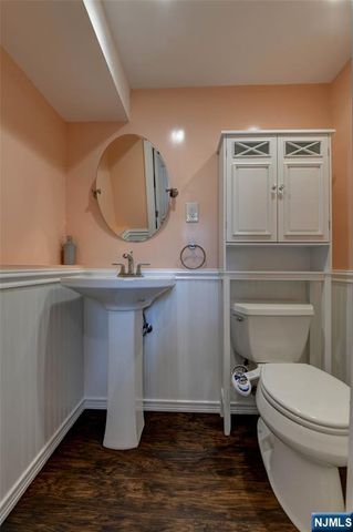 23 Ute Avenue, Par-troy Hills Twp., NJ 07034