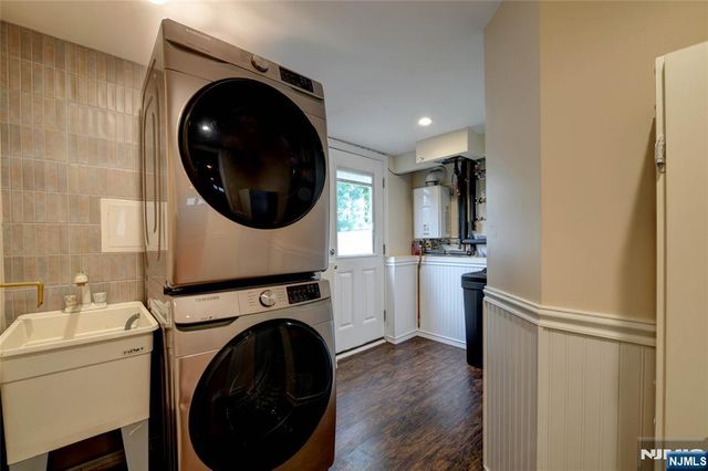 23 Ute Avenue, Par-troy Hills Twp., NJ 07034