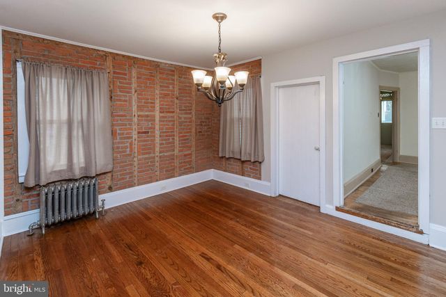 14 S MAIN ST, Stockton, NJ 08559