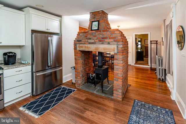 14 S MAIN ST, Stockton, NJ 08559