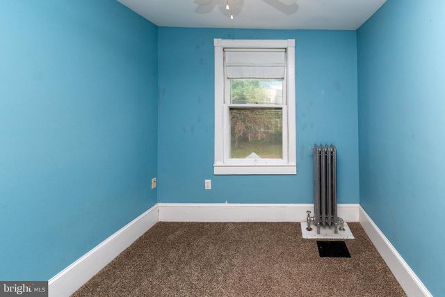 14 S MAIN ST, Stockton, NJ 08559