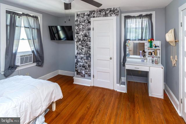 14 S MAIN ST, Stockton, NJ 08559