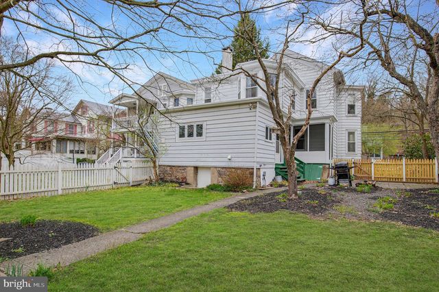 14 S MAIN ST, Stockton, NJ 08559