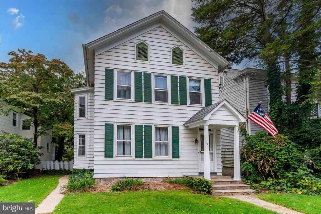 14 S MAIN ST, Stockton, NJ 08559
