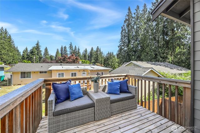 31 157th Lane SE, Bothell, WA 98012