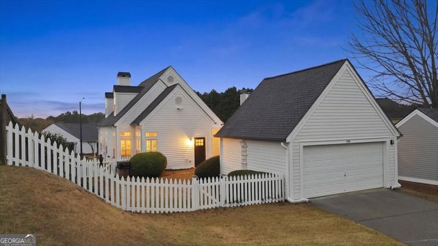 102 Ivygreen, Canton, GA 30114