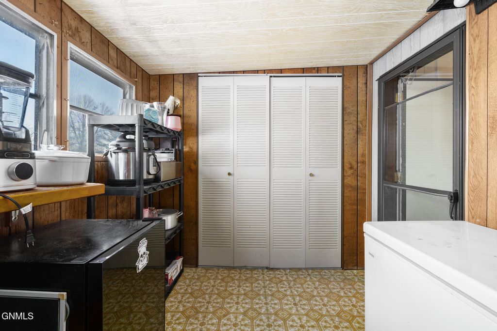 2003 6th Avenue W, Williston, ND 58801 photo 15