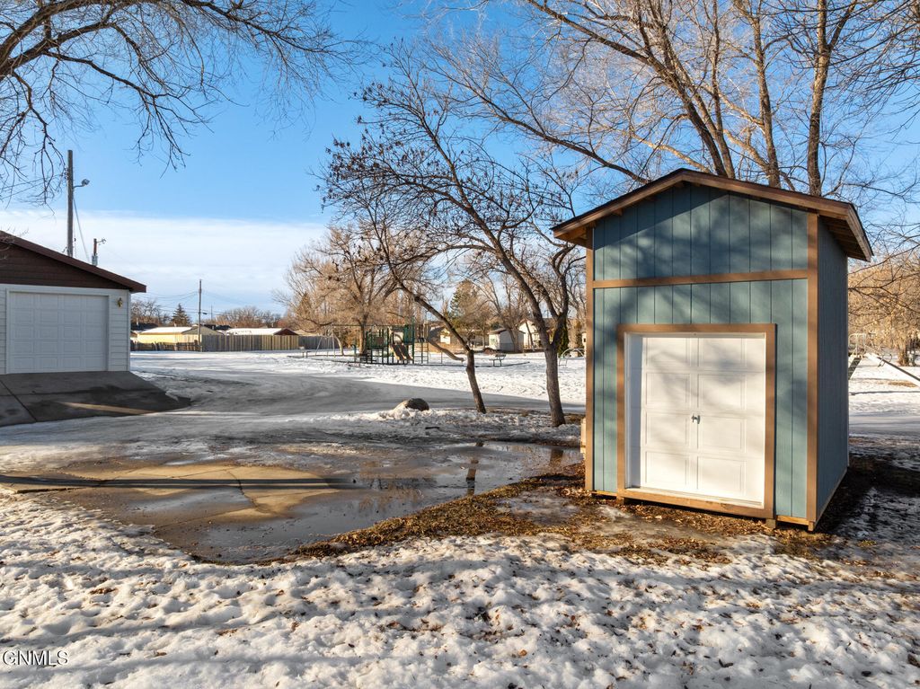 2003 6th Avenue W, Williston, ND 58801 photo 28