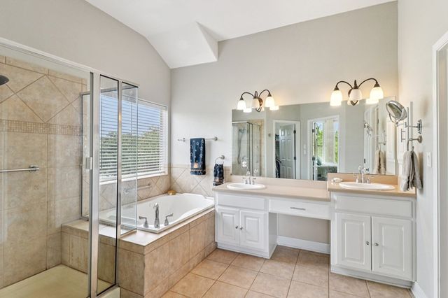 113 Spring Branch Dr., Kerrville, TX 78028