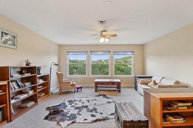 113 Spring Branch Dr., Kerrville, TX 78028