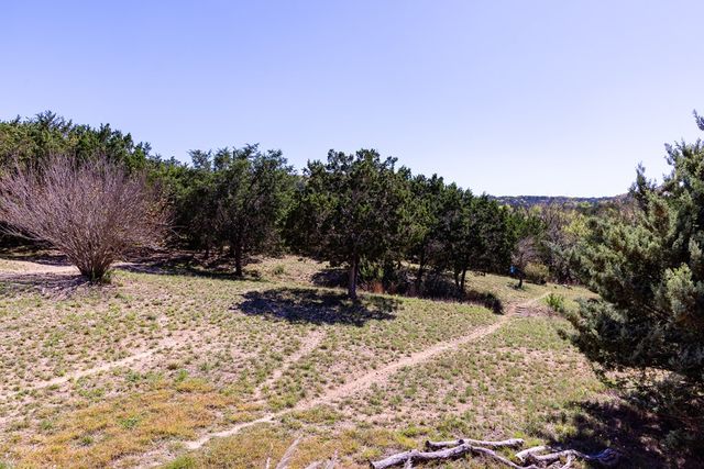 113 Spring Branch Dr., Kerrville, TX 78028