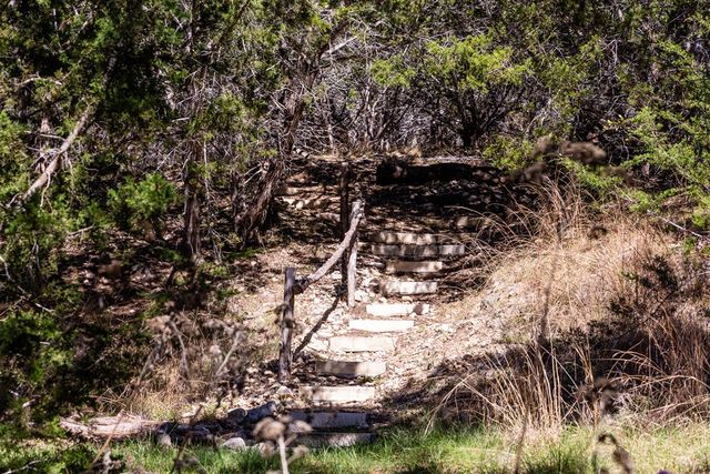 113 Spring Branch Dr., Kerrville, TX 78028