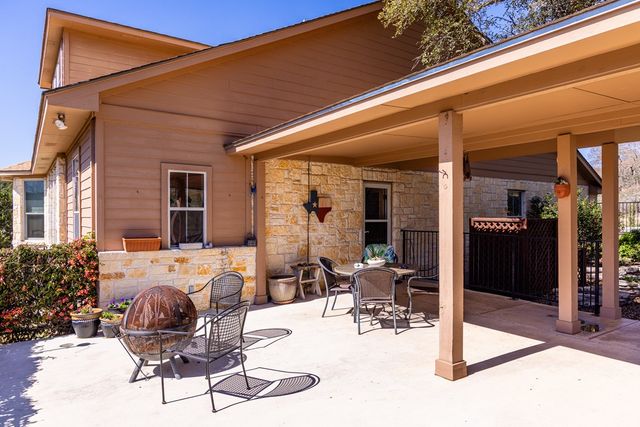 113 Spring Branch Dr., Kerrville, TX 78028