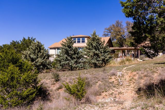 113 Spring Branch Dr., Kerrville, TX 78028