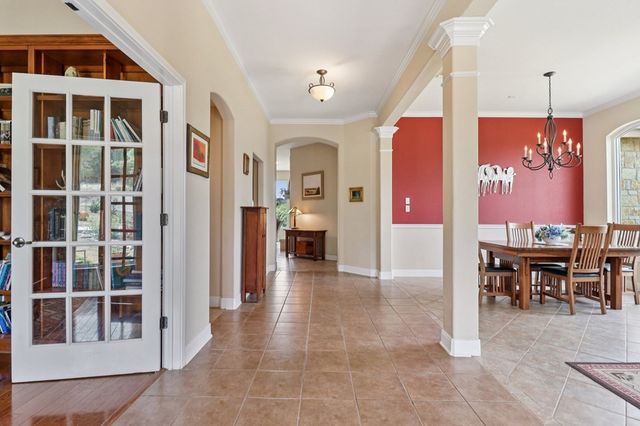 113 Spring Branch Dr., Kerrville, TX 78028