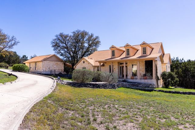 113 Spring Branch Dr., Kerrville, TX 78028