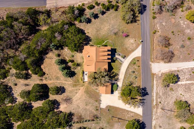 113 Spring Branch Dr., Kerrville, TX 78028