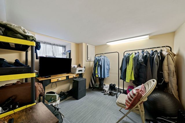 38 Sterling St, Braintree, MA 02184