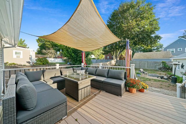 38 Sterling St, Braintree, MA 02184