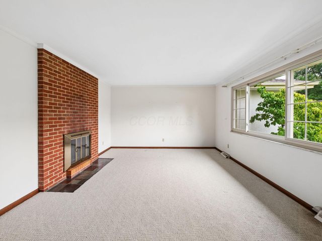 1069 Kennington Avenue, Columbus, OH 43220
