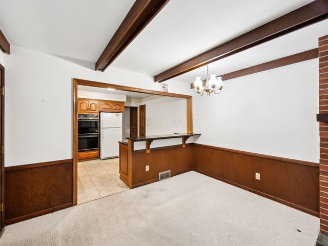 1069 Kennington Avenue, Columbus, OH 43220