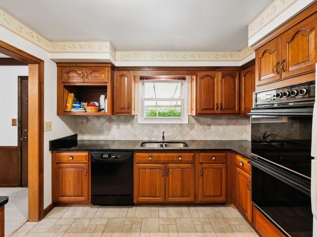 1069 Kennington Avenue, Columbus, OH 43220