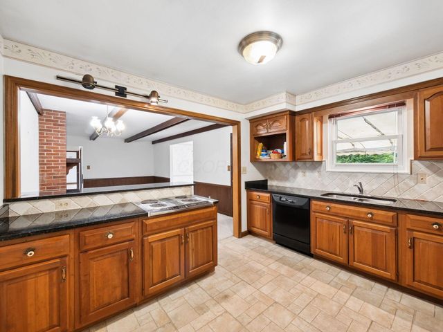 1069 Kennington Avenue, Columbus, OH 43220
