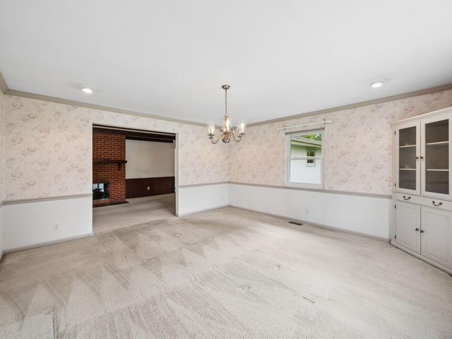 1069 Kennington Avenue, Columbus, OH 43220