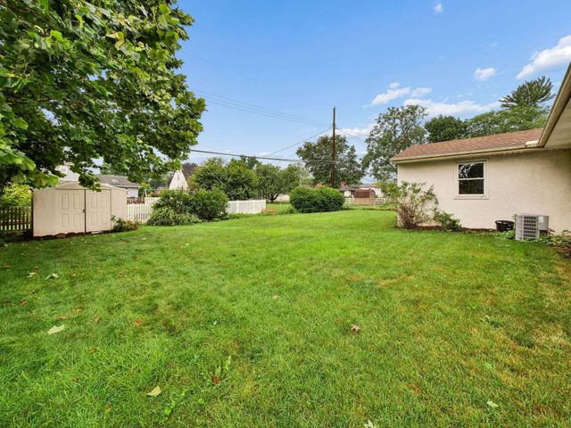 1069 Kennington Avenue, Columbus, OH 43220