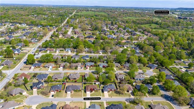 2804 Brookshire Street, Springdale, AR 72762