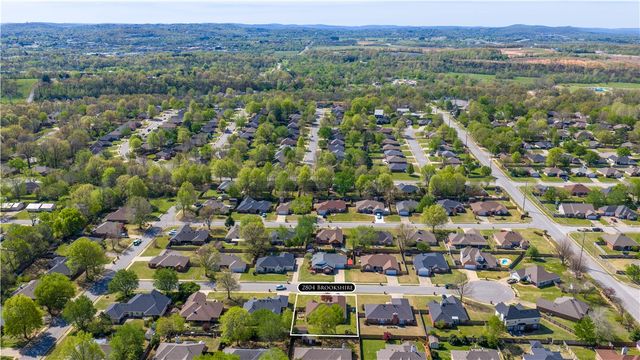 2804 Brookshire Street, Springdale, AR 72762