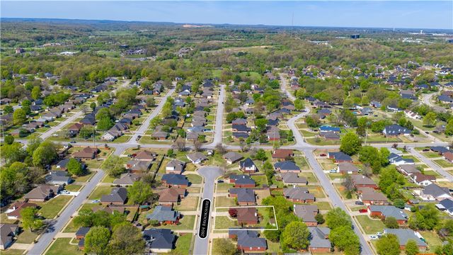 2804 Brookshire Street, Springdale, AR 72762