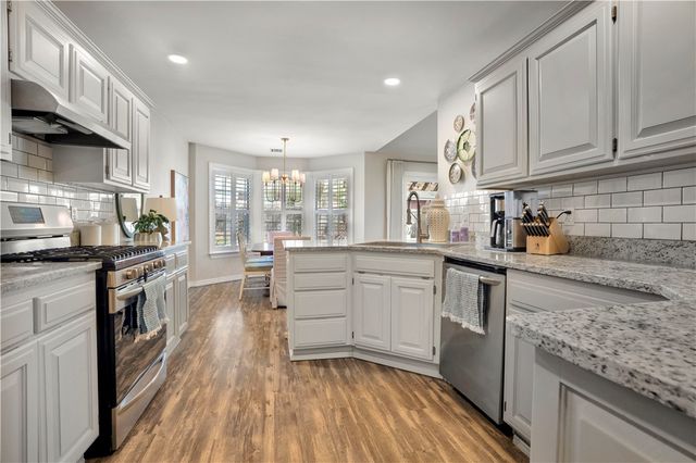 2804 Brookshire Street, Springdale, AR 72762
