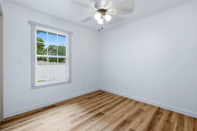 261 Renee Avenue, Sparta, MO 65753