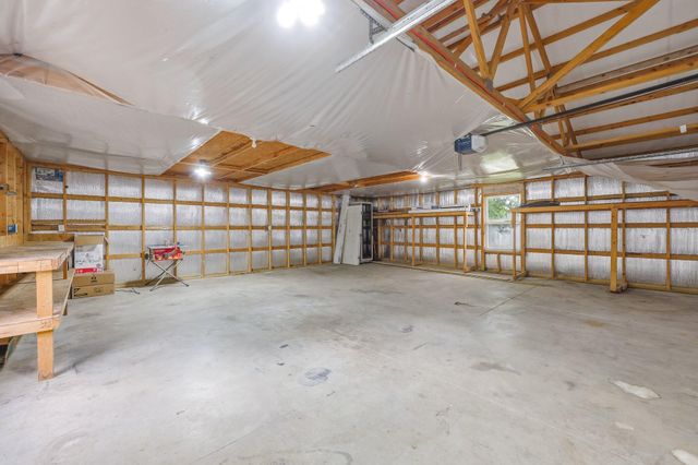 261 Renee Avenue, Sparta, MO 65753