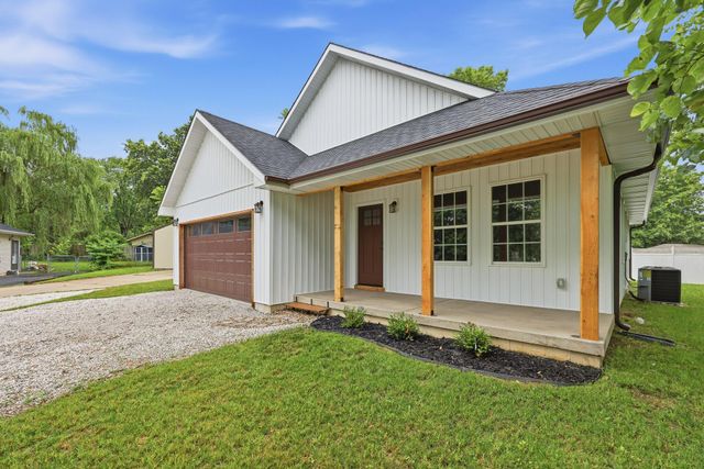 261 Renee Avenue, Sparta, MO 65753