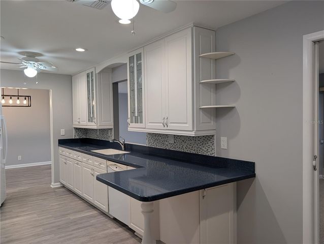 9009 41ST WAY N 5, Pinellas Park, FL 33782