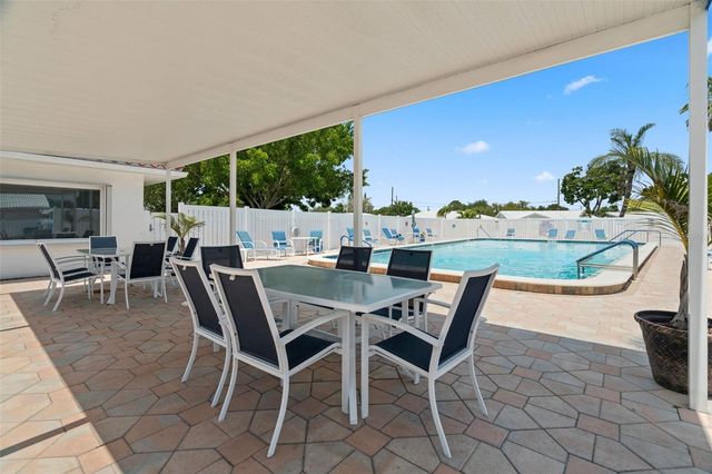 9009 41ST WAY N 5, Pinellas Park, FL 33782