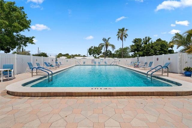 9009 41ST WAY N 5, Pinellas Park, FL 33782