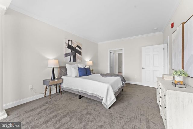 15201 ROYAL CREST DR #407, Haymarket, VA 20169