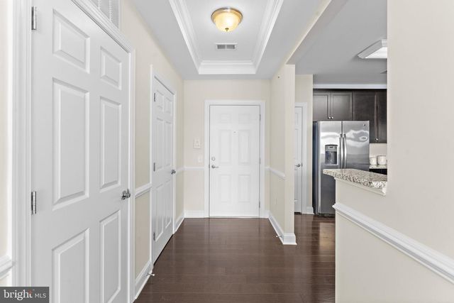 15201 ROYAL CREST DR #407, Haymarket, VA 20169