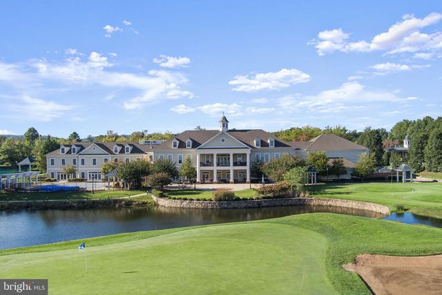 15201 ROYAL CREST DR #407, Haymarket, VA 20169