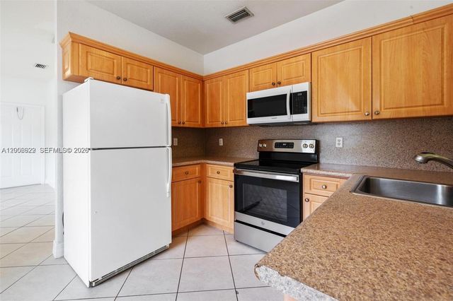 3134 Hibiscus St 3134, Miami, FL 33133