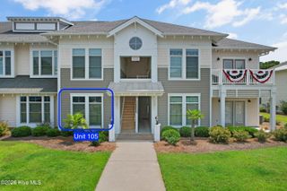2537 St James Drive SE 105, Oak Island, NC 28461