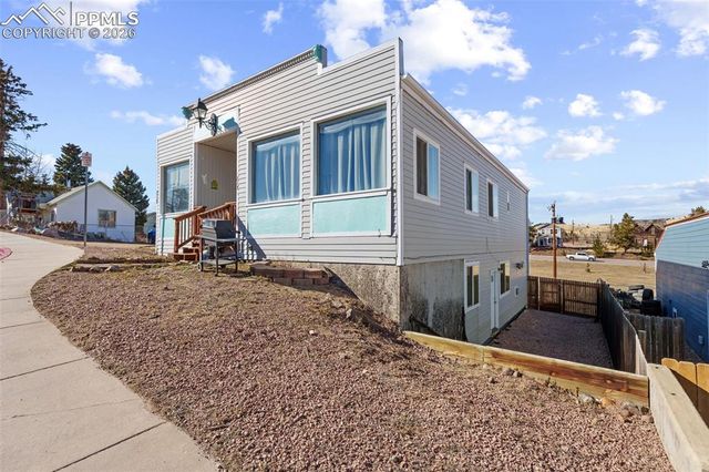 217 W Masonic Avenue, Cripple Creek, CO 80813