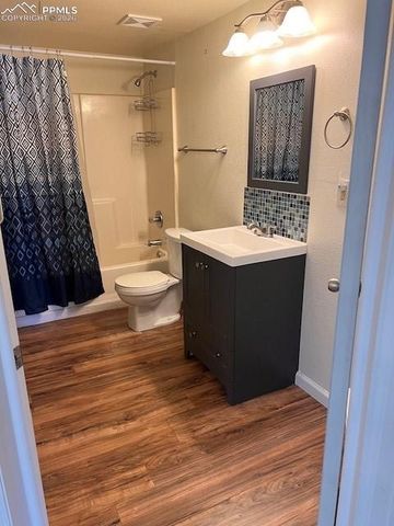 217 W Masonic Avenue, Cripple Creek, CO 80813