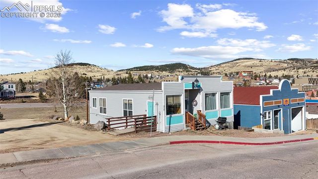 217 W Masonic Avenue, Cripple Creek, CO 80813