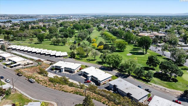 99 N Waverly Pl, Kennewick, WA 99336